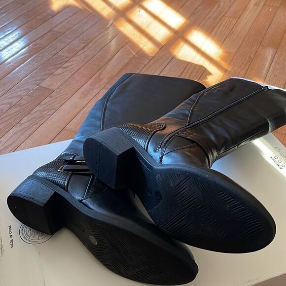 Baretraps Stratford Black Leather Wide Calf Knee-High Riding  Boots - Picture 8 of 12